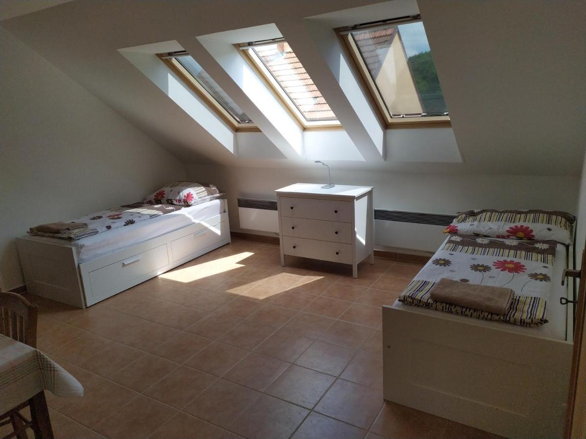 Apartment Koprivovi Němčičky Eksteriør bilde