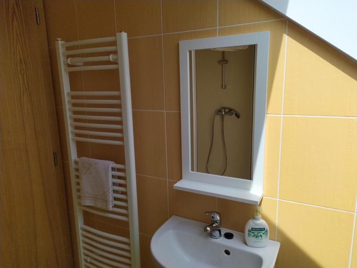 Apartment Koprivovi Němčičky Eksteriør bilde